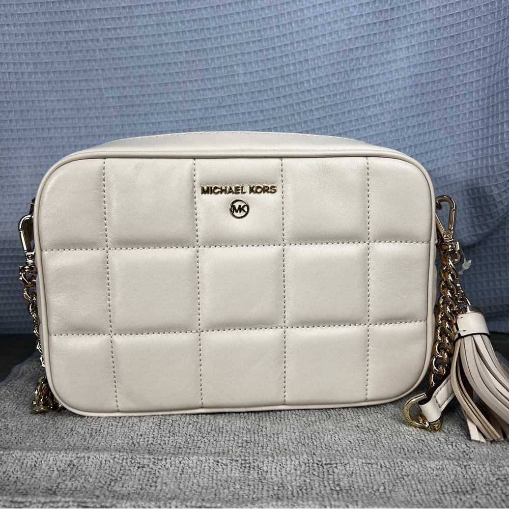 🔥 NWT Michael Kors Jet Set Charm Small Leather Crossbody Bag - LT Light Cream